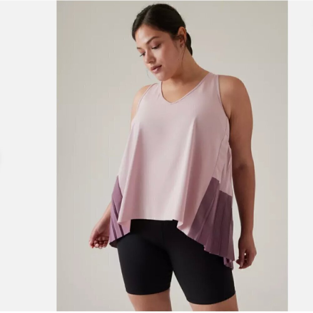 ATHLETA Swing Forward Pleated Light Packable Tank Smoked Mauve #533051 RT$109